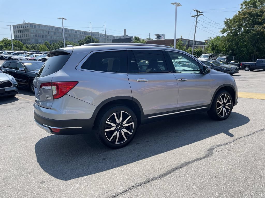 Used 2021 Honda Pilot Touring image 9