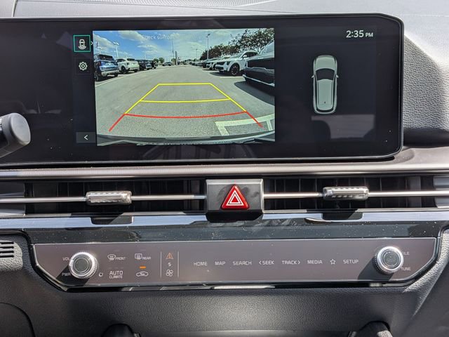 New 2026 Kia Sportage EX FWD image 17
