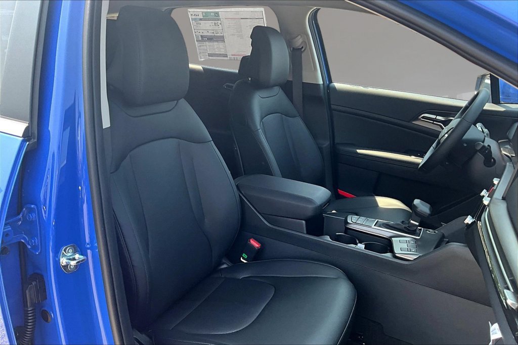 New 2026 Kia Sportage EX FWD image 10