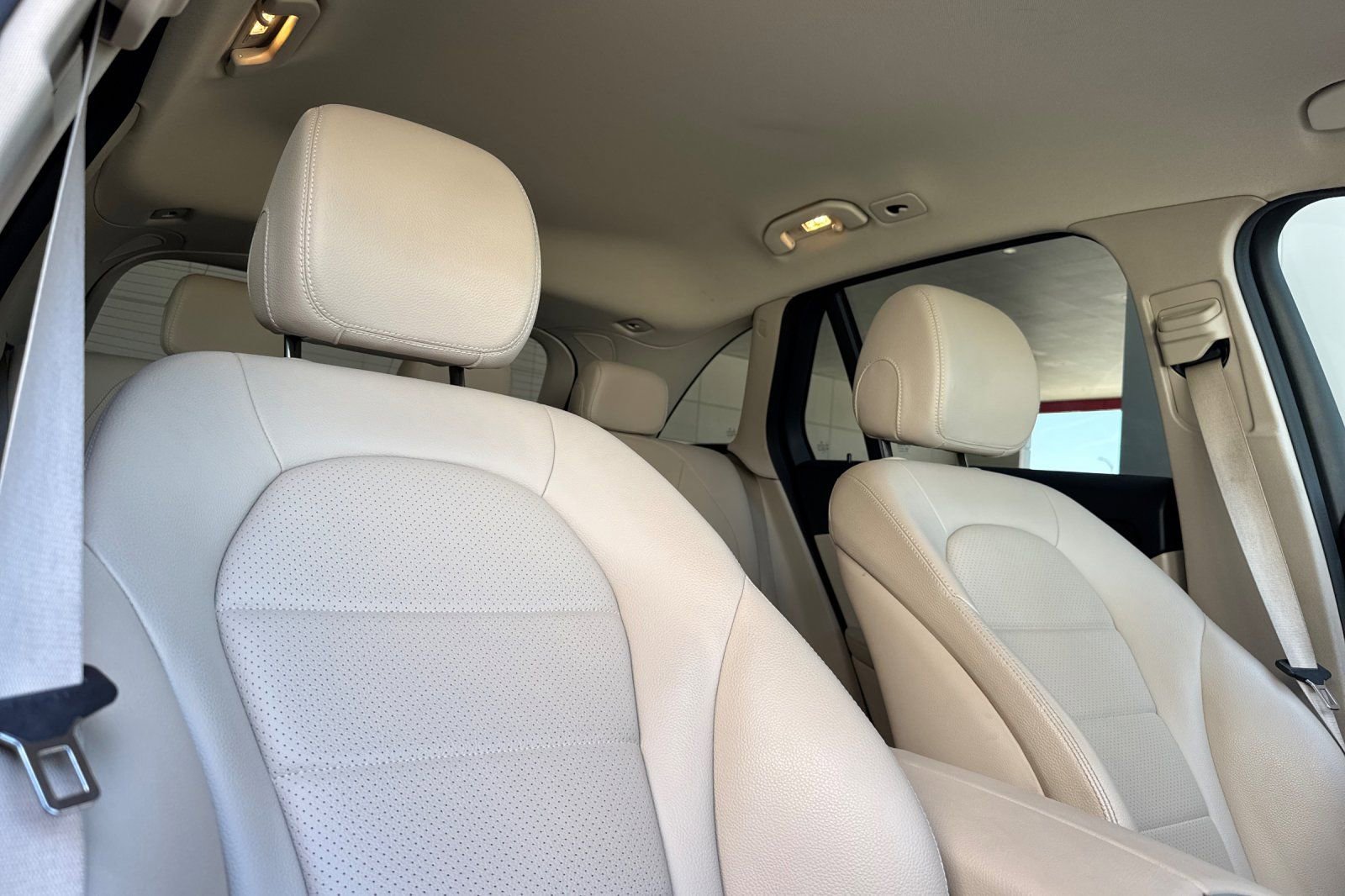 Used 2022 Mercedes-Benz GLC 300 4MATIC image 20