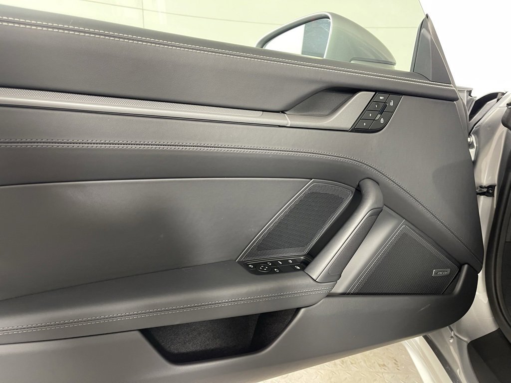 Certified 2025 Porsche 911 Carrera image 23