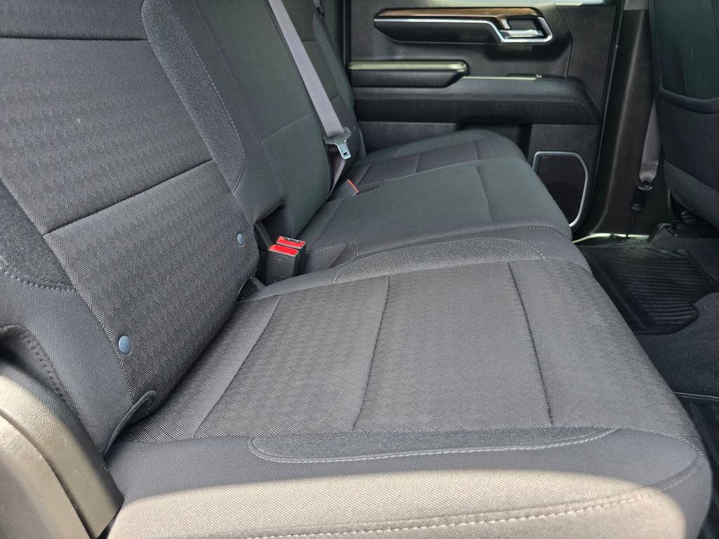 Used 2024 Chevrolet Silverado 1500 LT AWD/4WD image 14