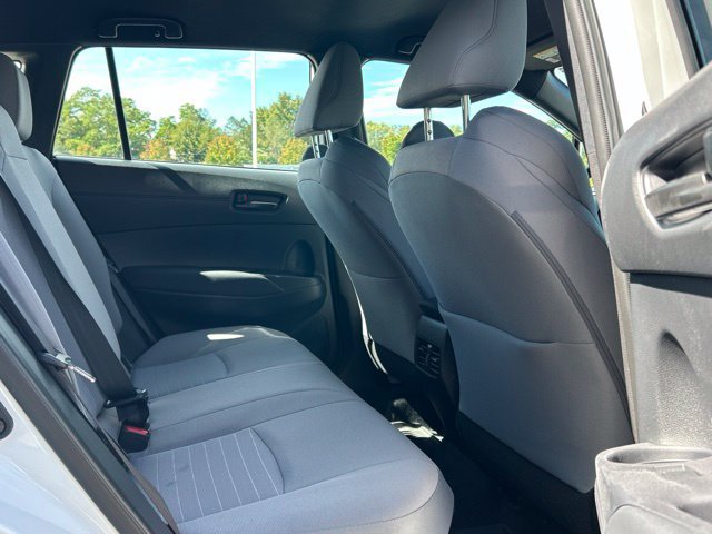 Used 2023 Toyota Corolla Cross AWD Hybrid image 37