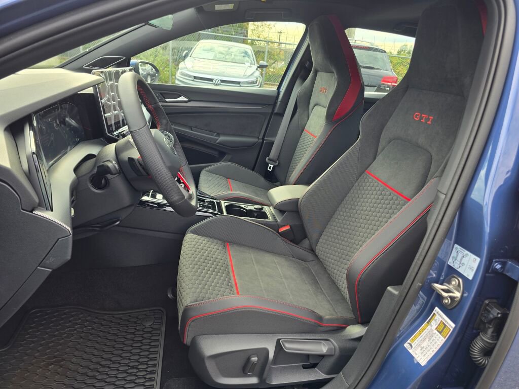 New 2025 Volkswagen GTI SE image 20