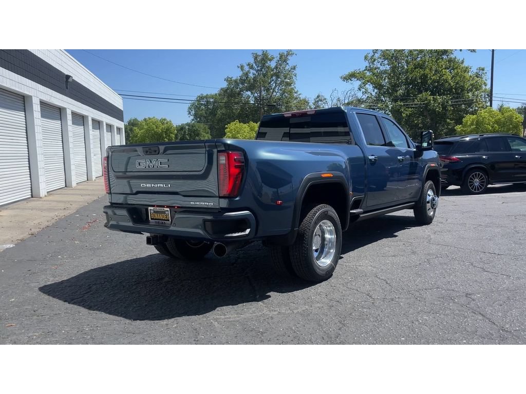 New 2026 GMC Sierra 3500 Denali Ultimate AWD/4WD image 2