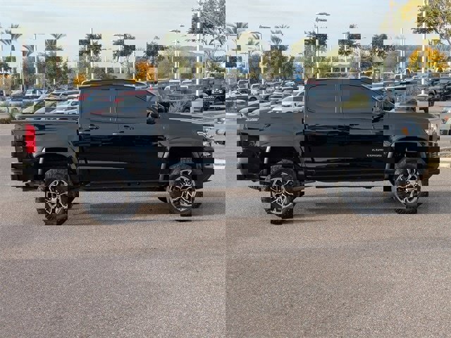 Used 2022 Chevrolet Colorado ZR2 image 7