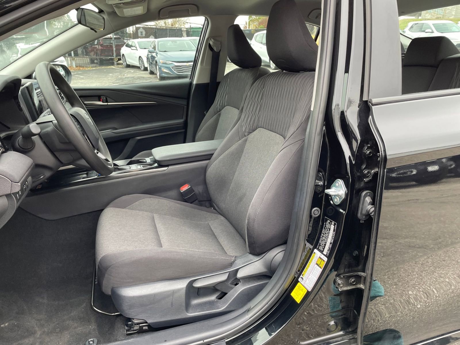 Used 2025 Toyota Camry LE image 25