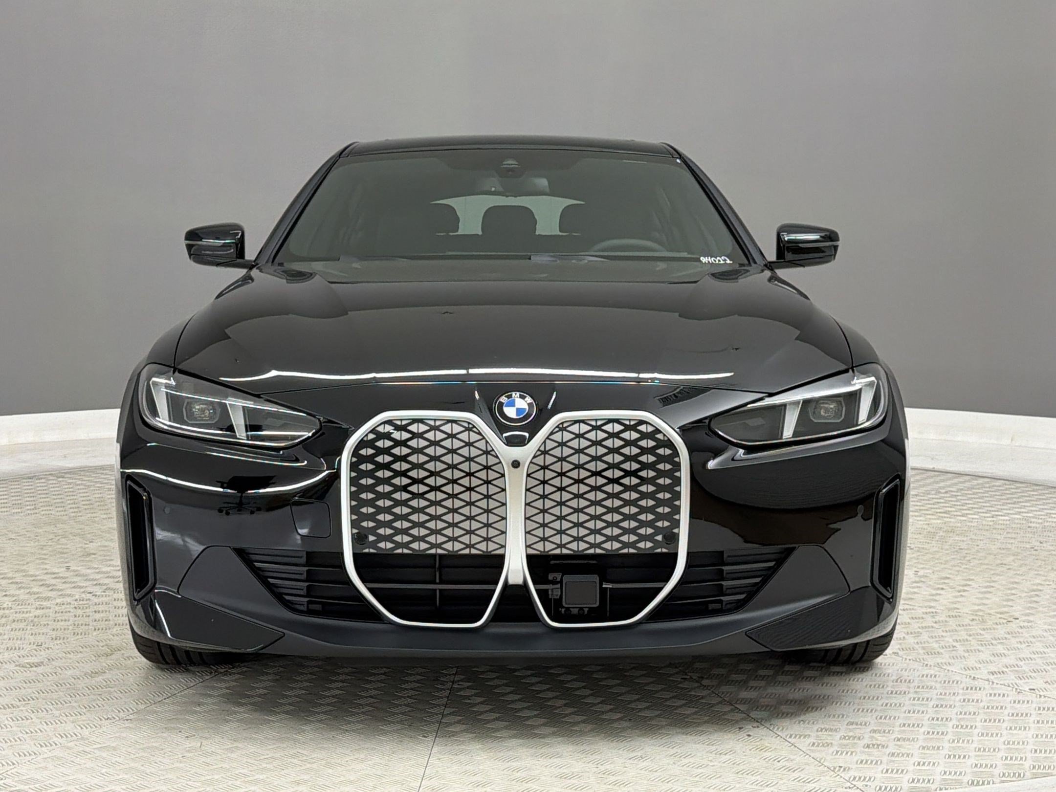 New 2026 BMW i4 eDrive40 w/ Parking Assistance Package RWD image 6