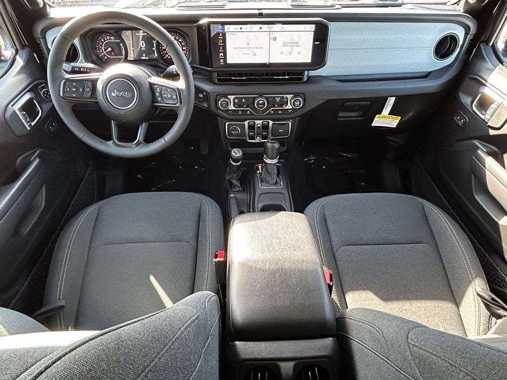 Used 2024 Jeep Gladiator Sport AWD/4WD image 10