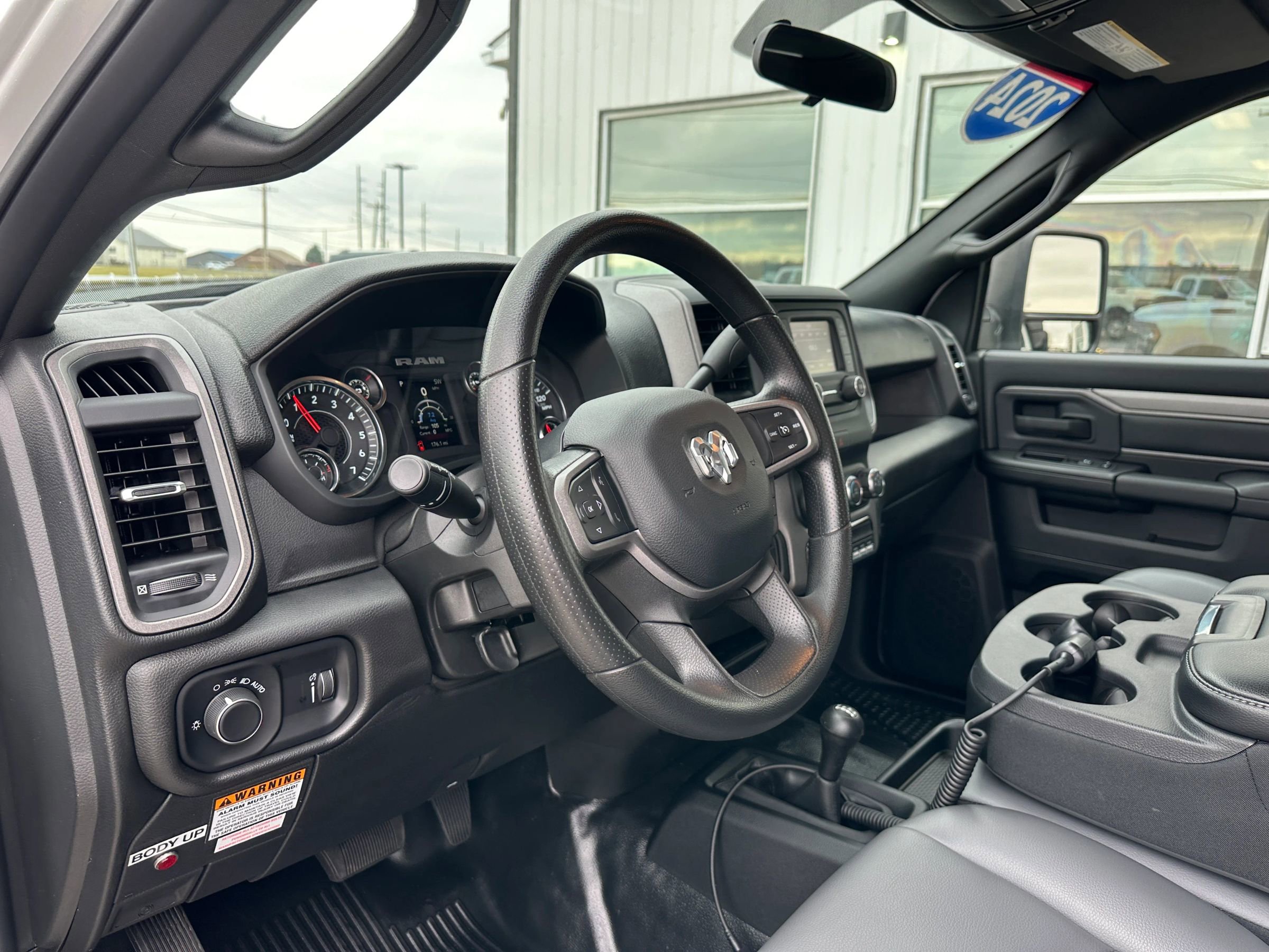 Used 2024 RAM 3500 Tradesman image 16