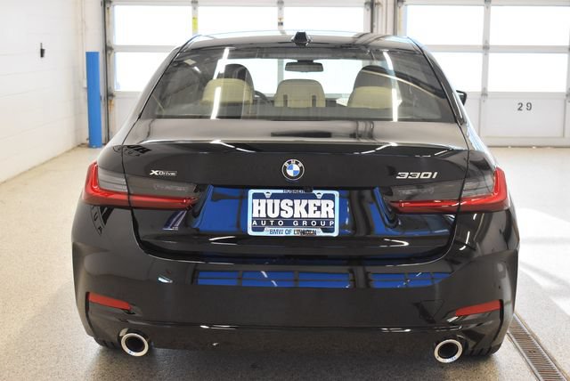 New 2026 BMW 330i xDrive Sedan w/ Premium Package AWD/4WD image 11