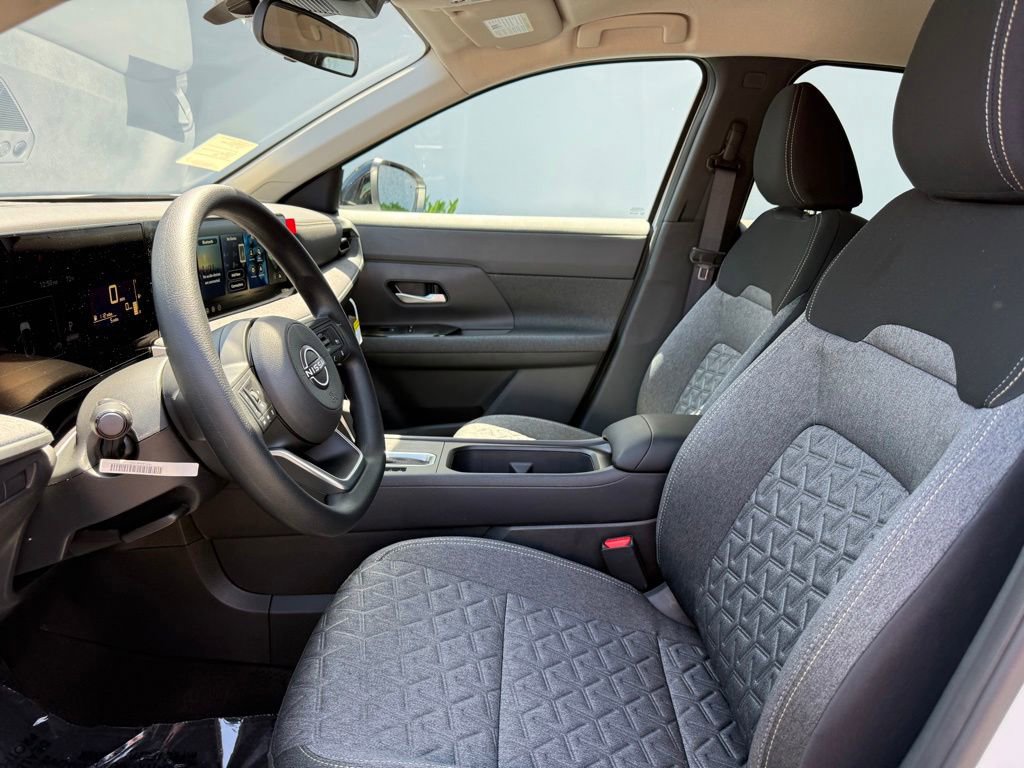 New 2026 Nissan Kicks SV AWD/4WD image 13