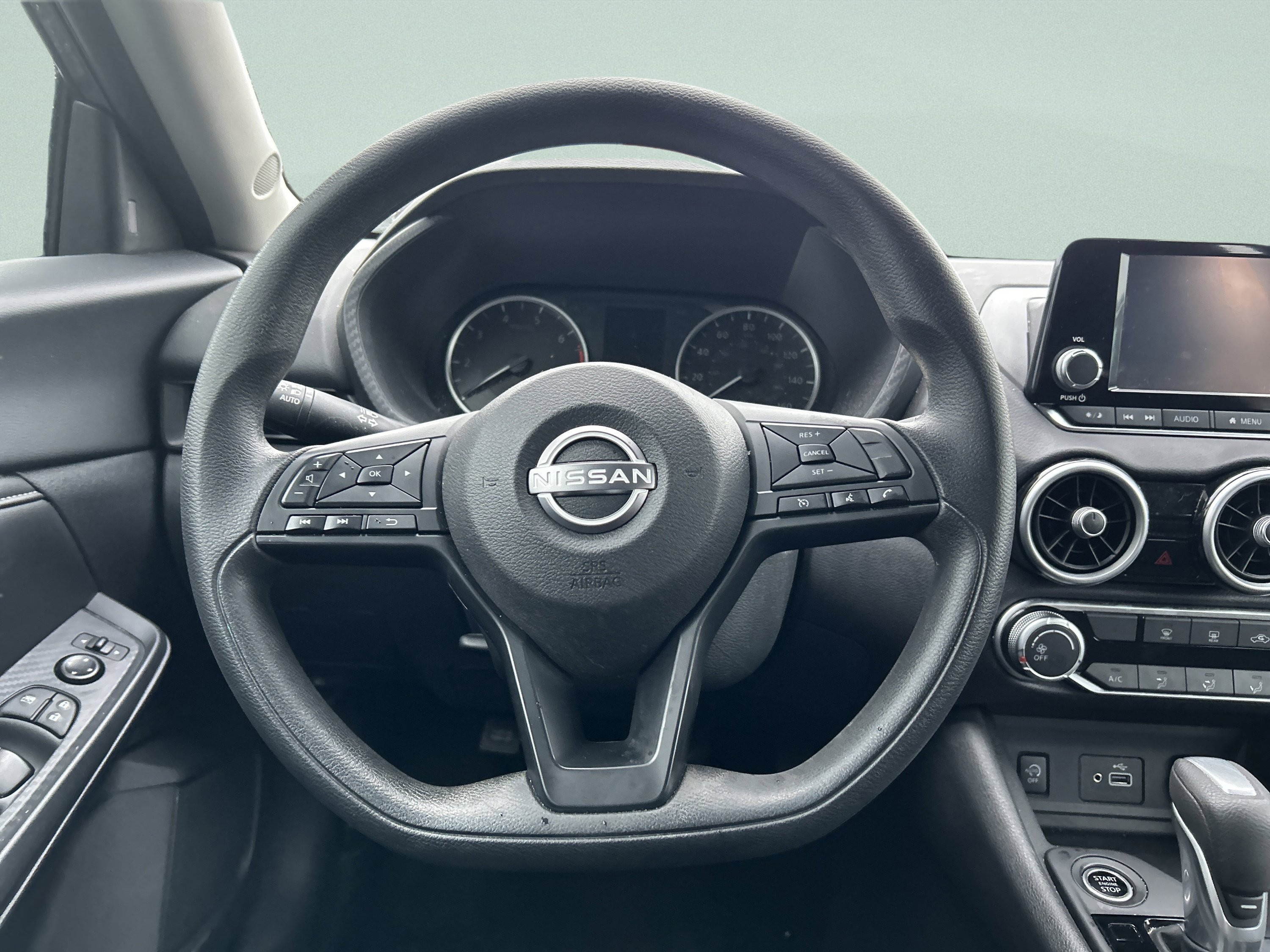 Used 2025 Nissan Sentra S image 18