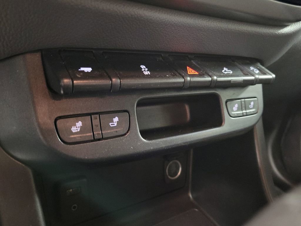 Used 2018 Chevrolet Colorado Z71 image 17