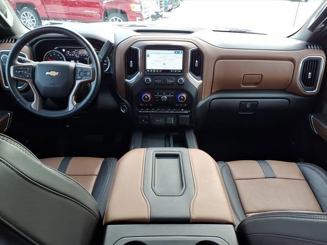 Used 2021 Chevrolet Silverado 1500 High Country w/ Technology Package AWD/4WD image 12