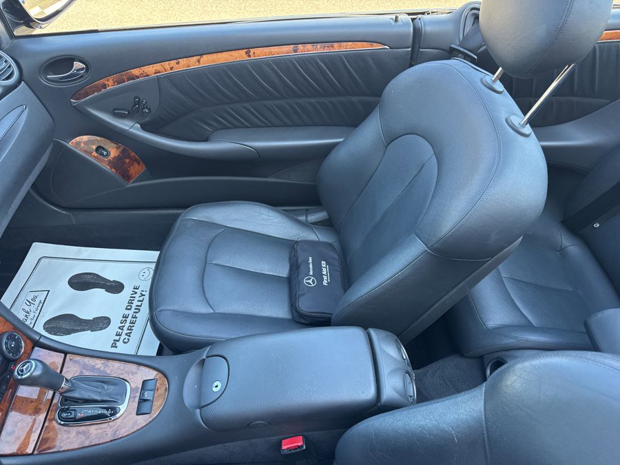 Used 2005 Mercedes-Benz CLK 500 Cabriolet image 17