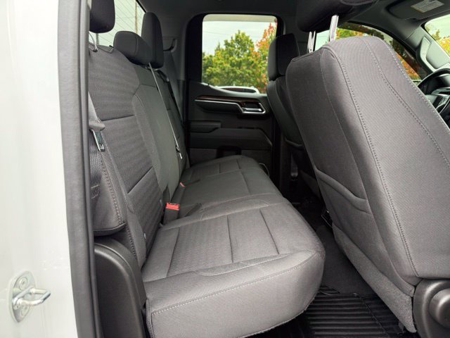 Used 2022 Chevrolet Silverado 1500 LT AWD/4WD image 14