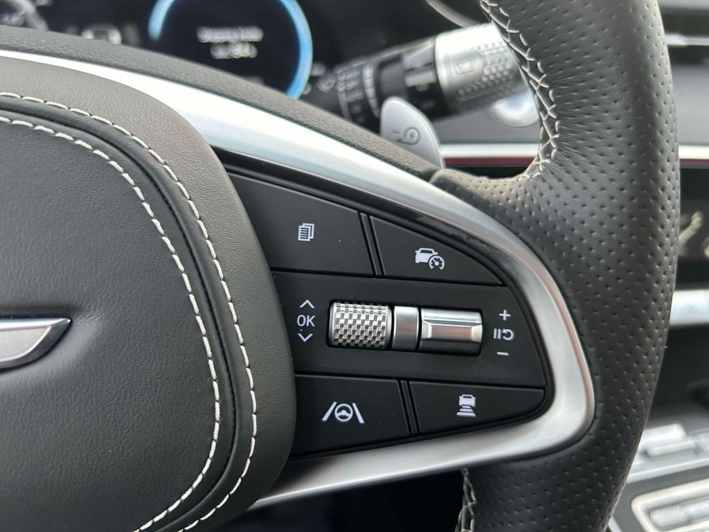 New 2025 Genesis Electrified GV70 w/ Prestige Package AWD/4WD image 11