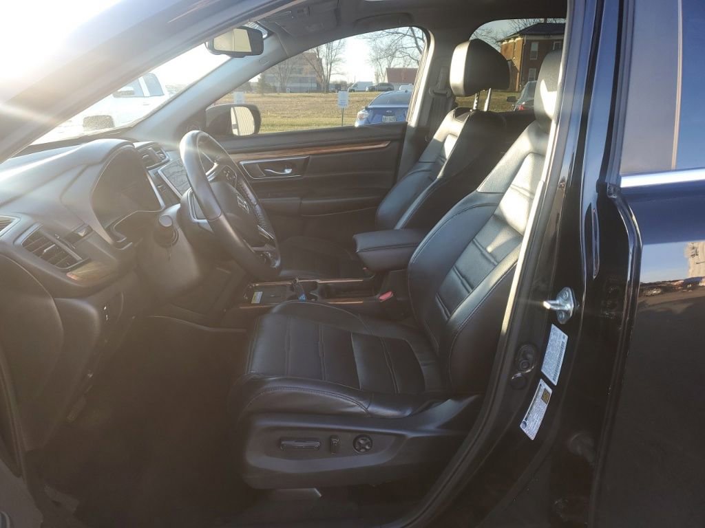Used 2020 Honda CR-V Touring image 11