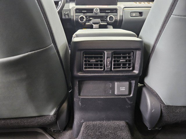 Used 2025 Toyota 4Runner Trailhunter AWD/4WD image 21