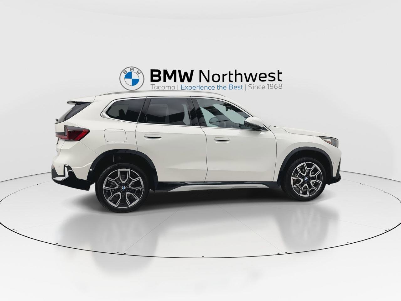 New 2025 BMW X1 xDrive28i w/ Technology Package image 4