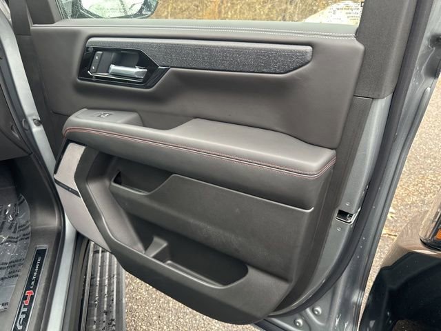 New 2025 GMC Yukon AT4 Ultimate image 32
