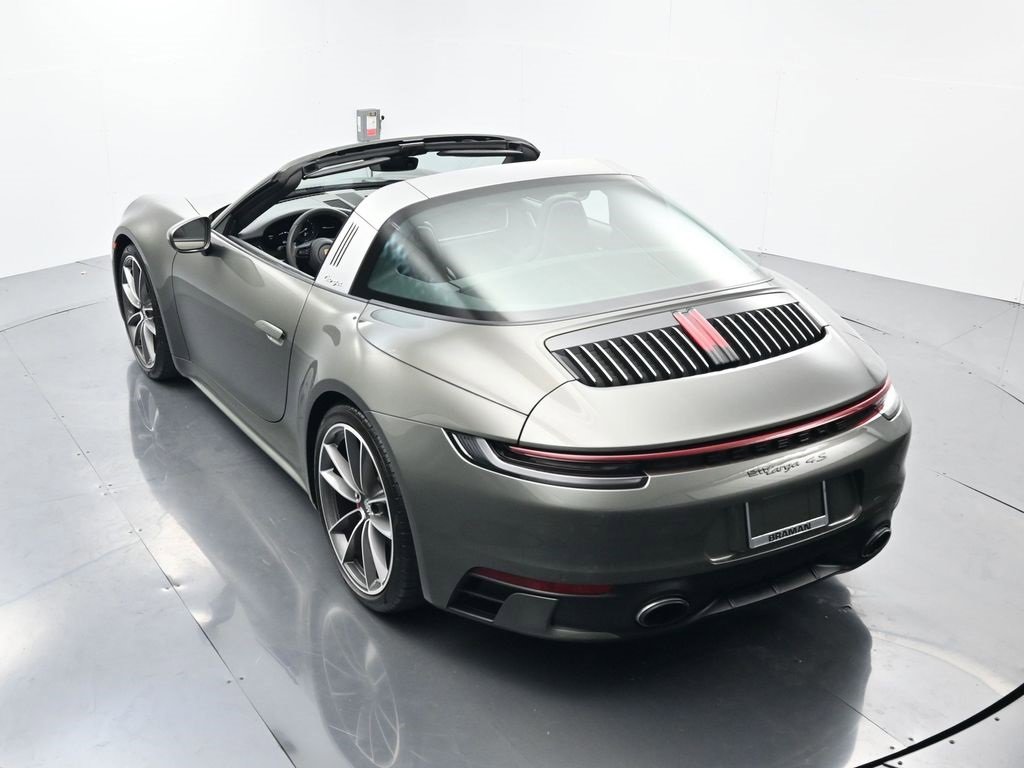 Used 2021 Porsche 911 Targa 4S w/ Sportdesign Package image 40