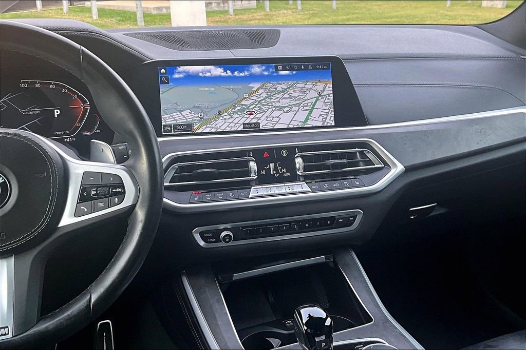 Used 2022 BMW X5 sDrive40i w/ M Sport Package image 9