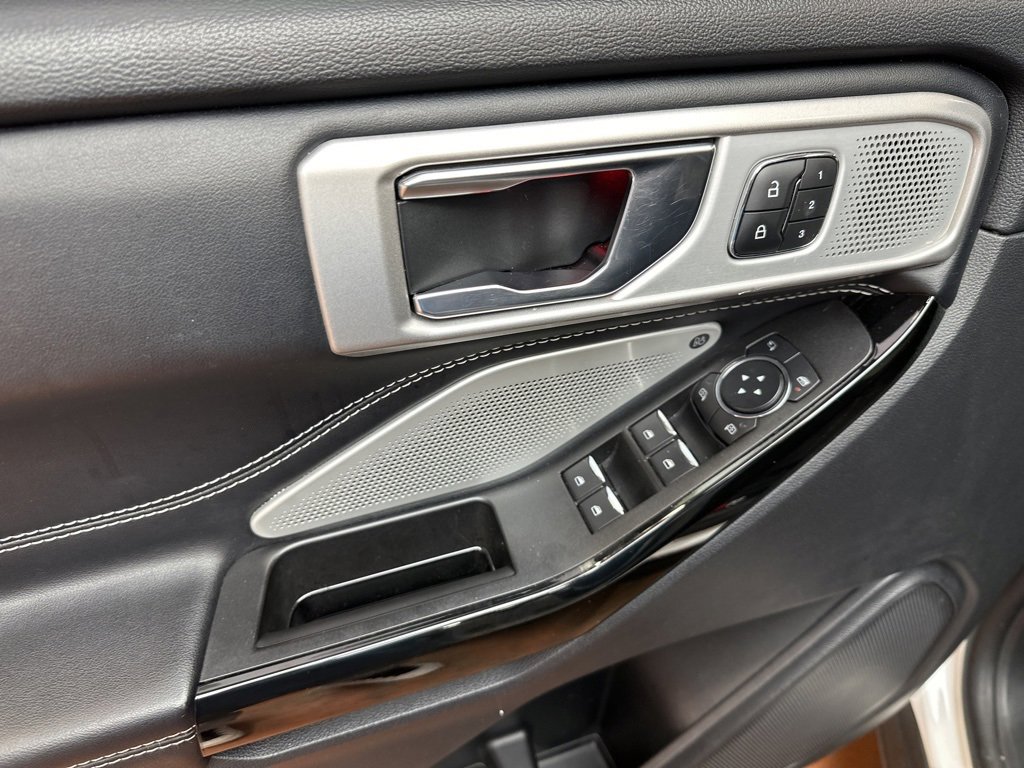 Used 2022 Ford Explorer ST w/ Equipment Group 401A image 24