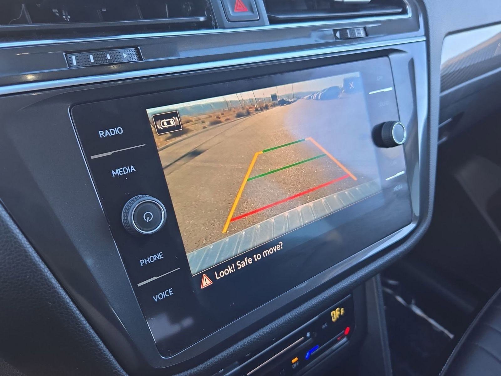 Used 2022 Volkswagen Tiguan SE image 24