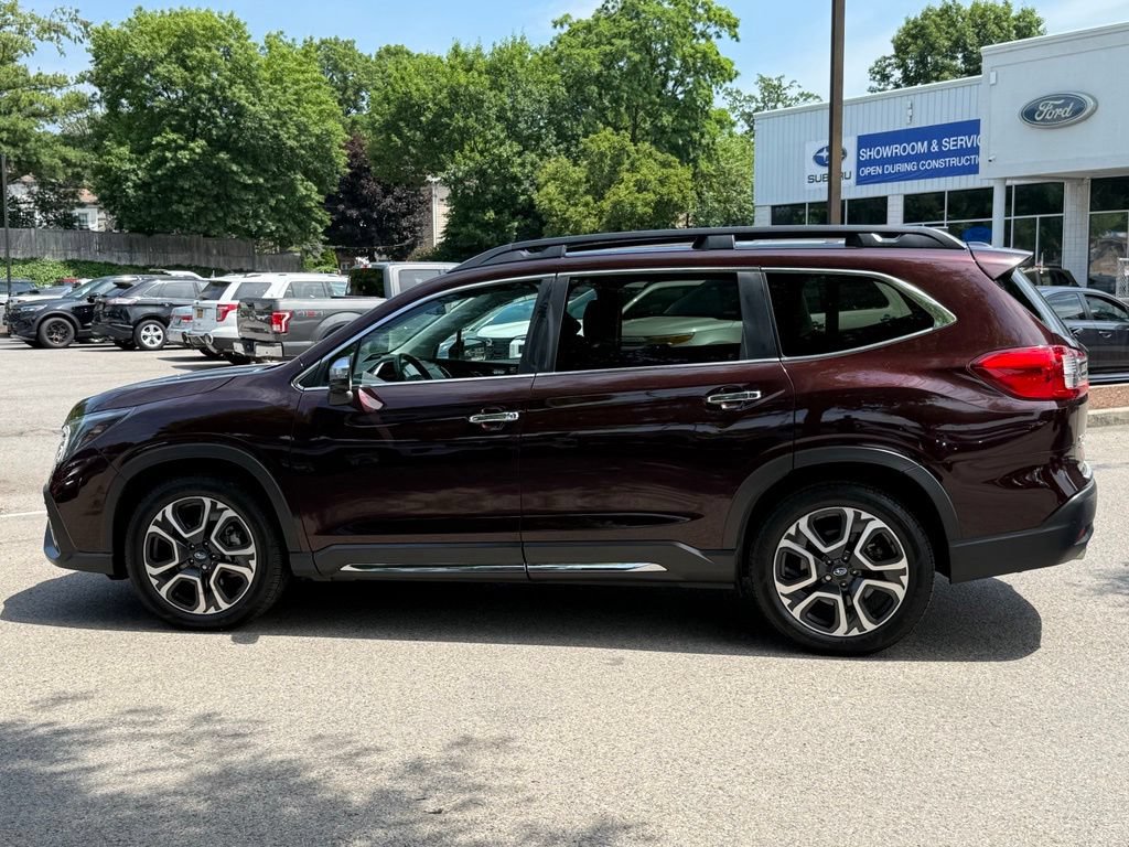 Used 2023 Subaru Ascent Touring AWD/4WD image 11