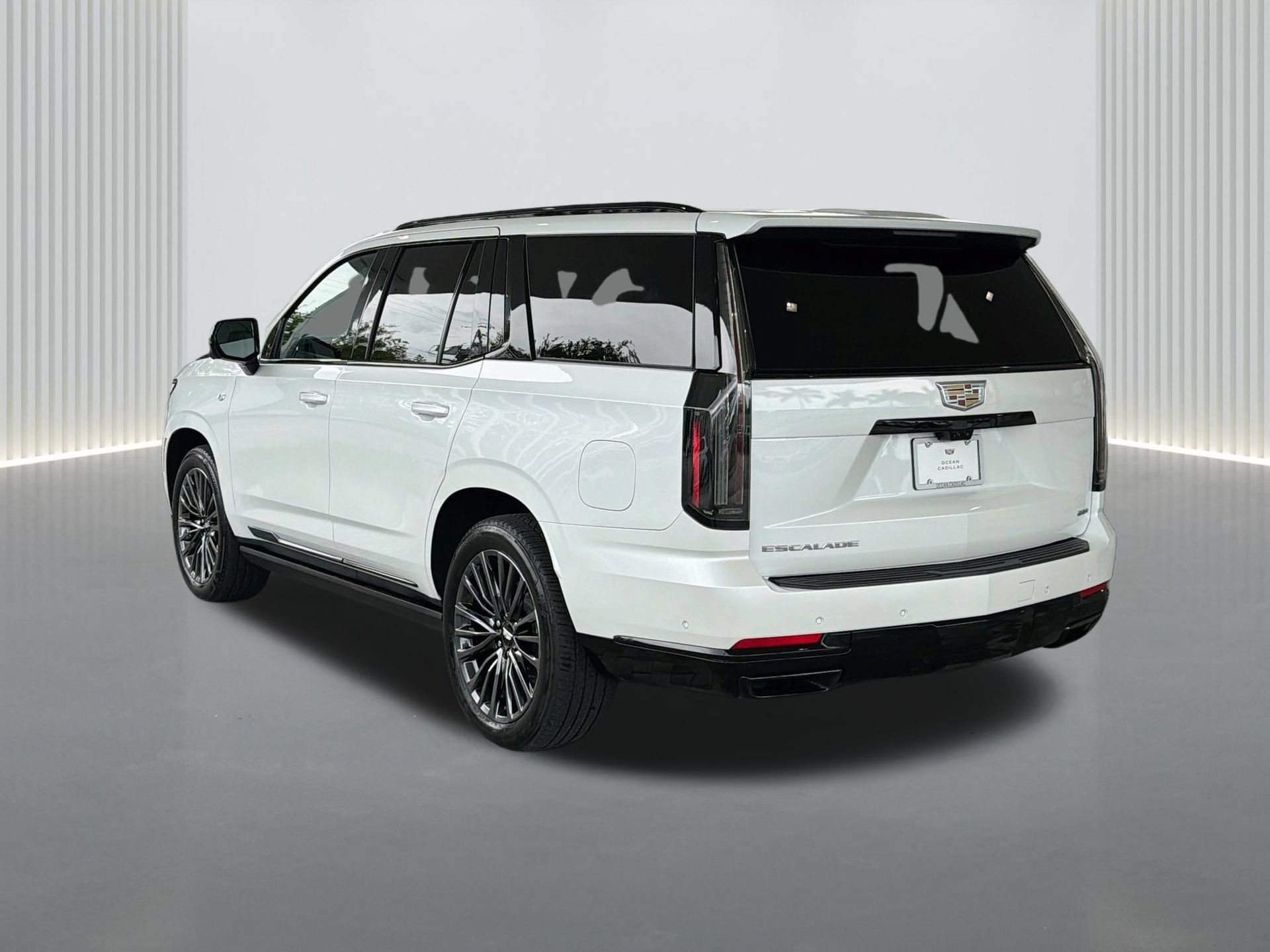 Certified 2025 Cadillac Escalade Sport Platinum AWD/4WD image 3