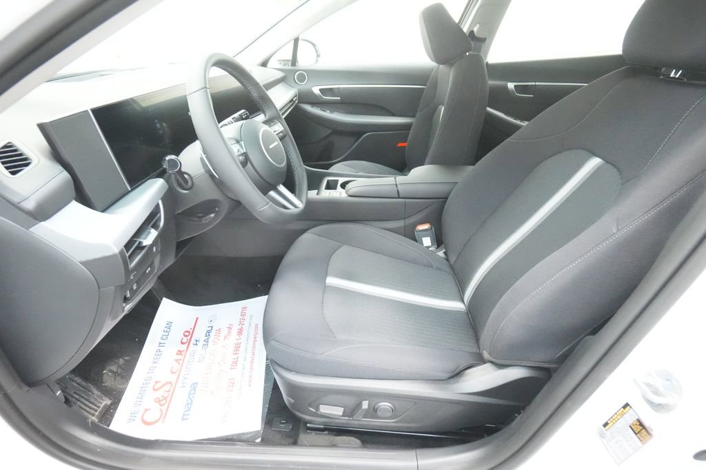New 2026 Hyundai Sonata SEL AWD/4WD image 15