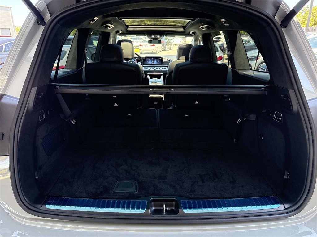 New 2025 Mercedes-Benz GLS 63 AMG 4MATIC image 6