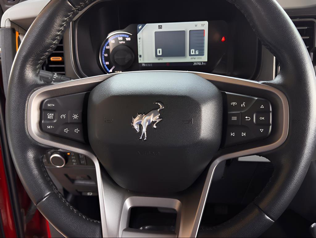 Used 2022 Ford Bronco Badlands image 15