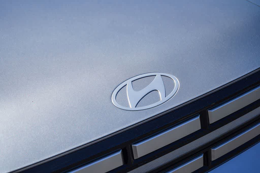 New 2026 Hyundai Santa Fe SE FWD image 11