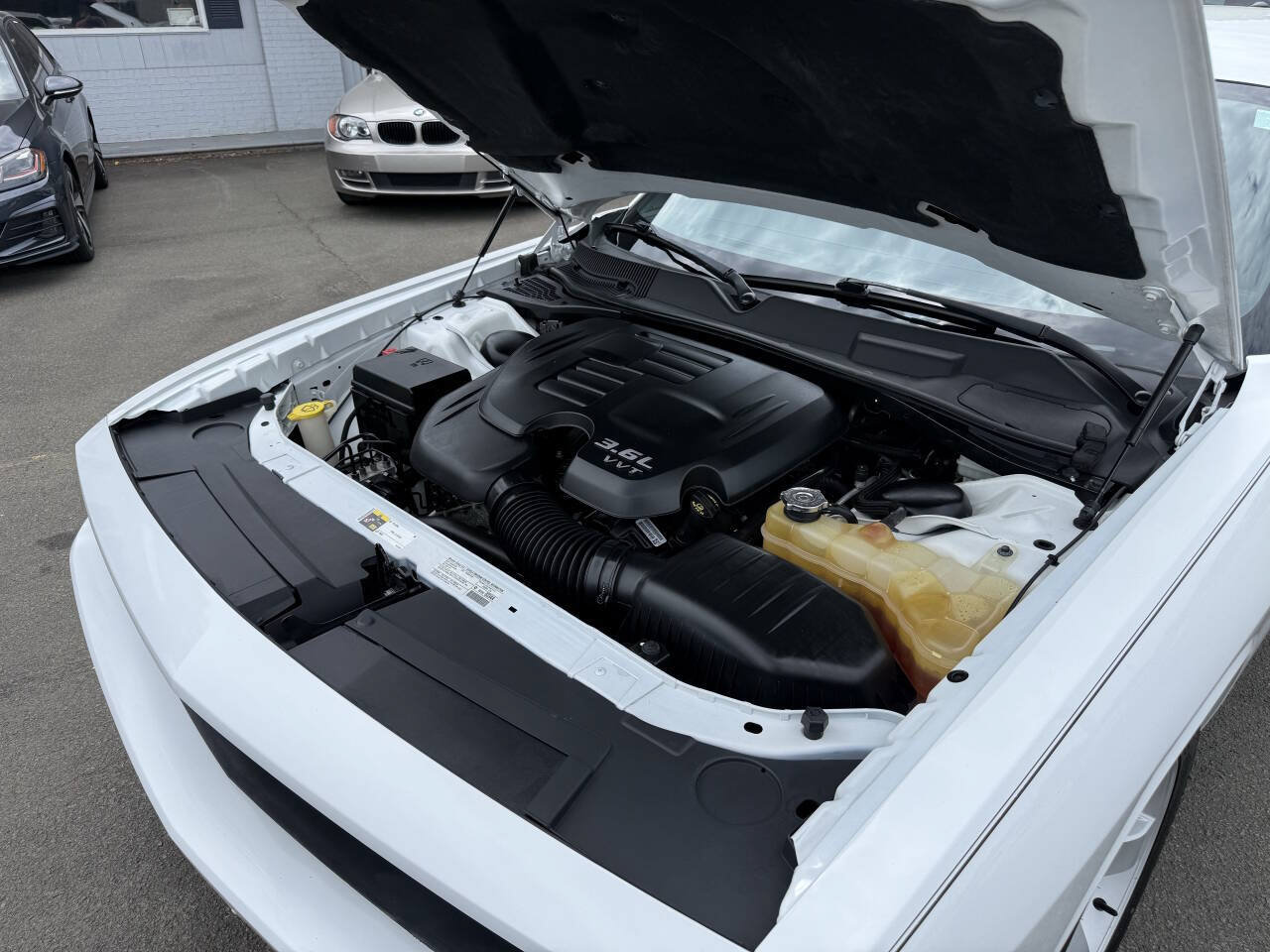Used 2013 Dodge Challenger SXT RWD image 20