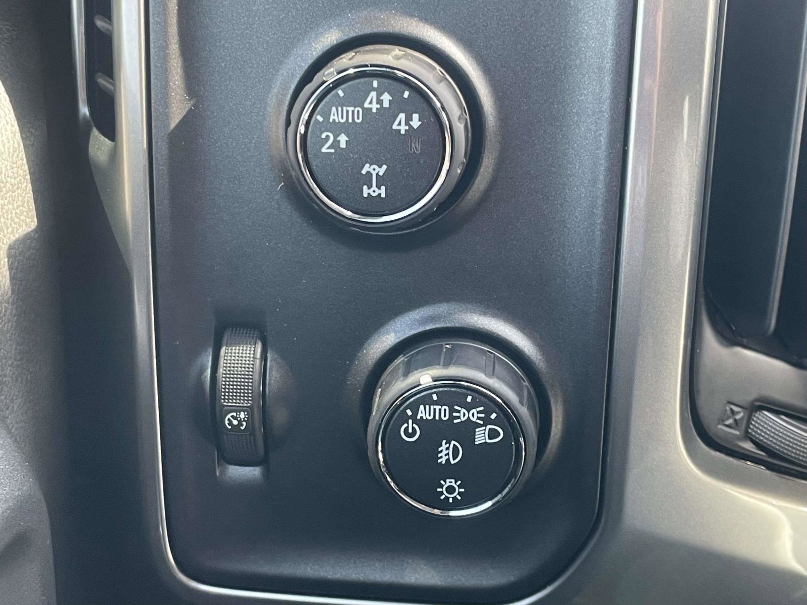 Used 2015 Chevrolet Silverado 1500 LTZ Z71 w/ LTZ Plus Package image 24