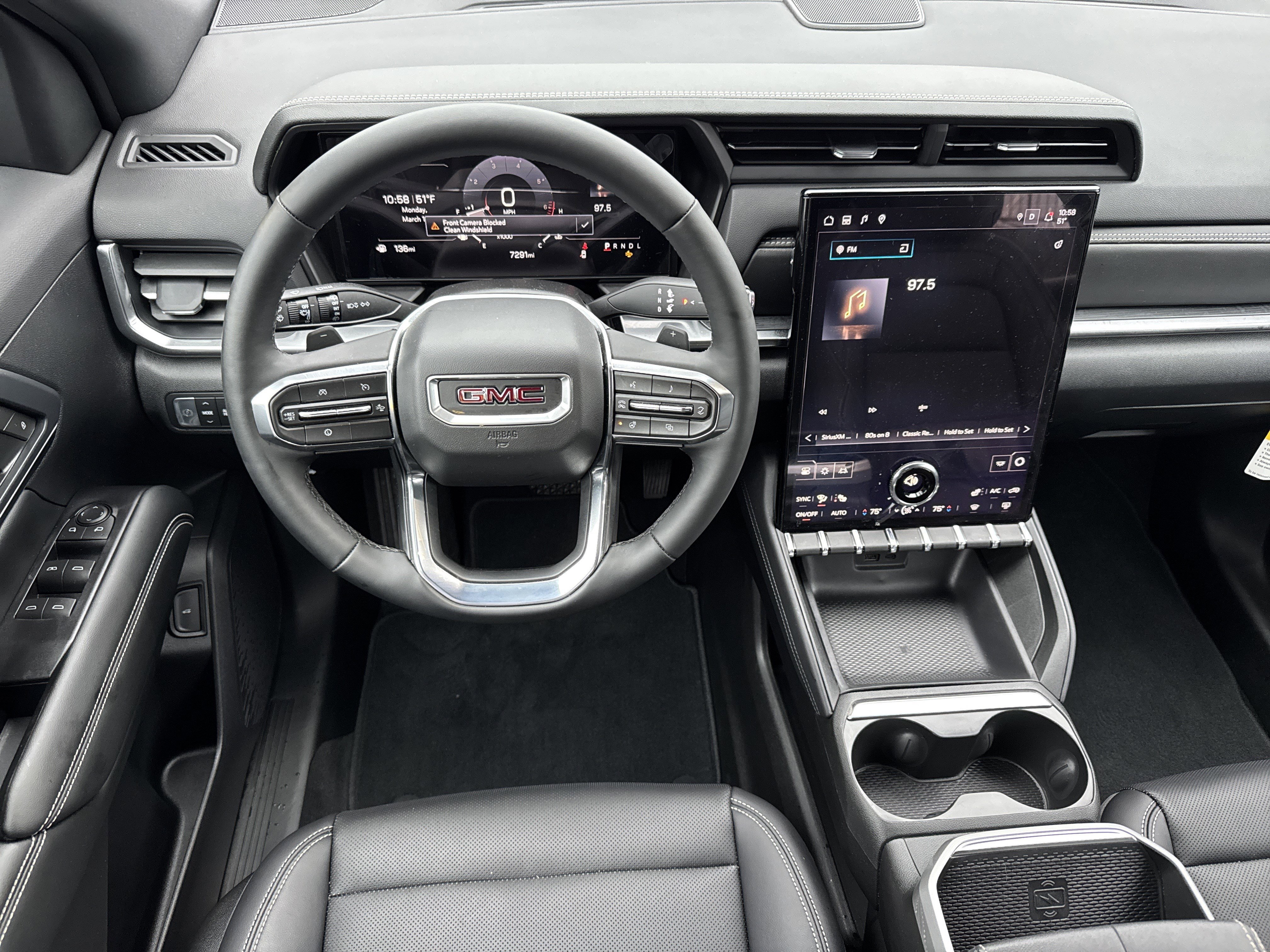 Used 2026 GMC Terrain Elevation w/ Elevation Premium Package image 16