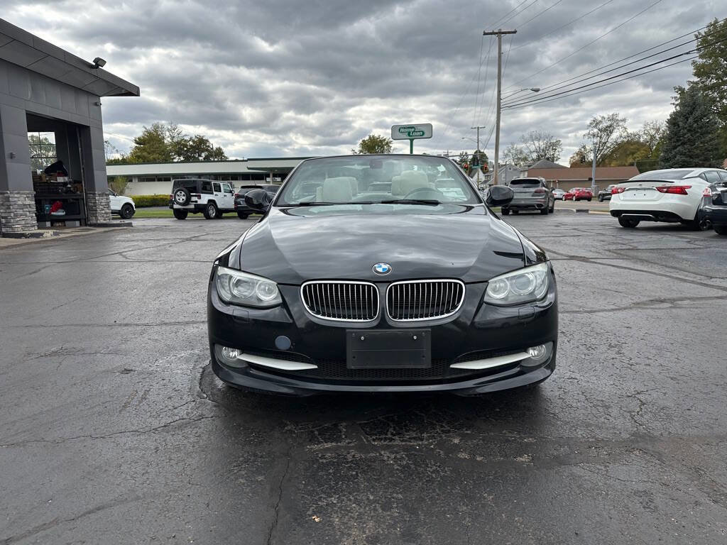 Used 2012 BMW 328i Convertible image 7