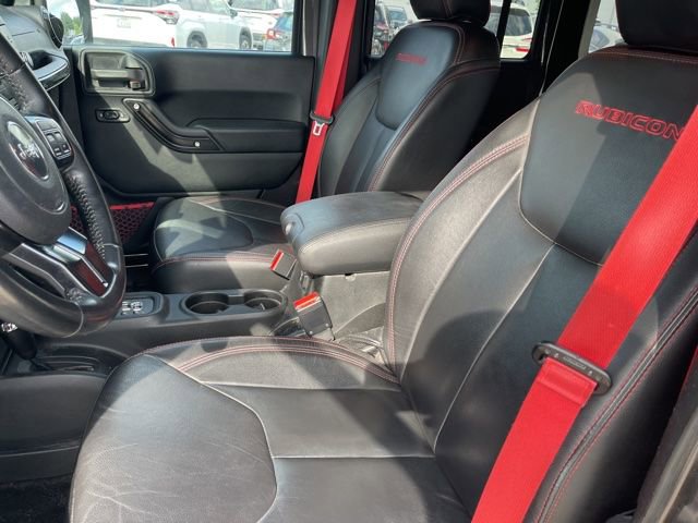 Used 2017 Jeep Wrangler Unlimited Rubicon AWD/4WD image 13