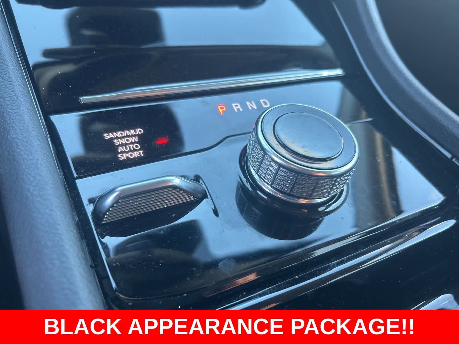 Used 2023 Jeep Grand Cherokee Limited w/ Black Appearance Package AWD/4WD image 37