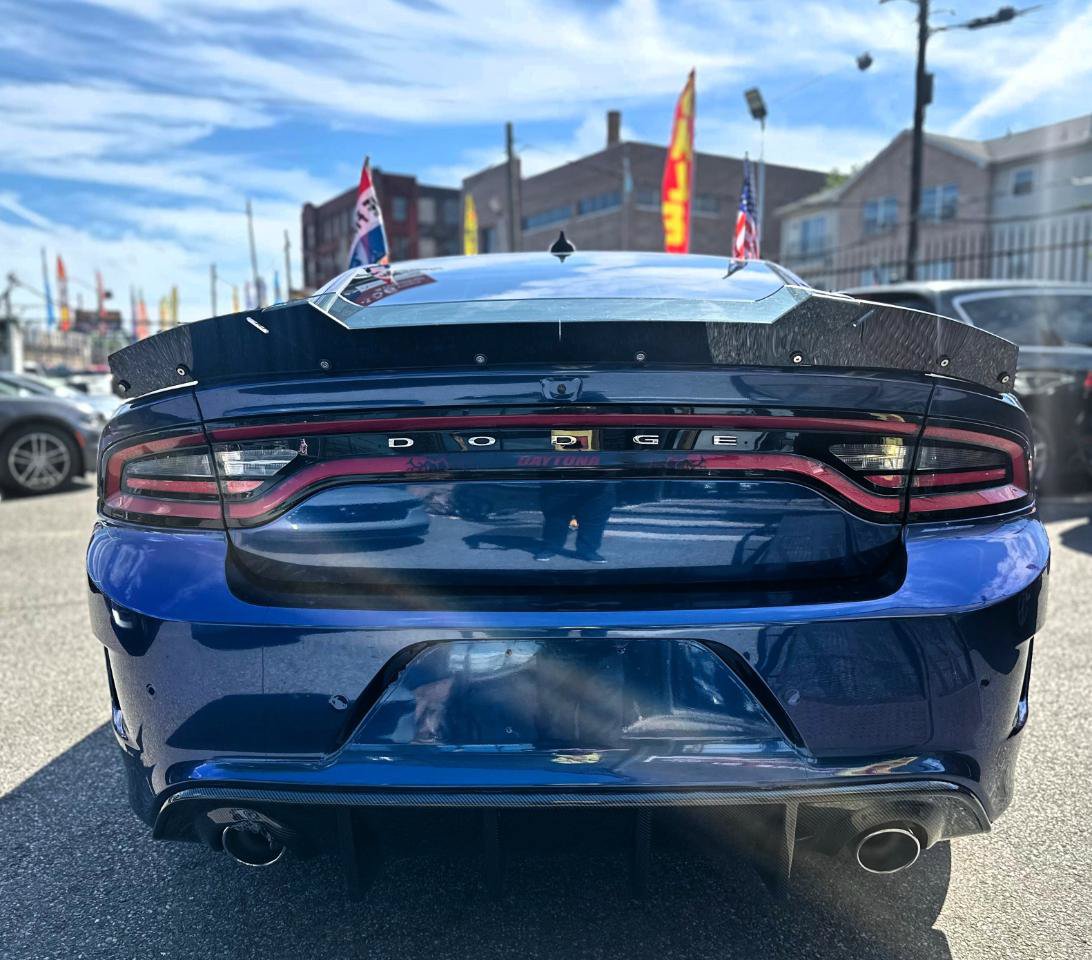 Used 2022 Dodge Charger R/T w/ Daytona Edition Group RWD image 5