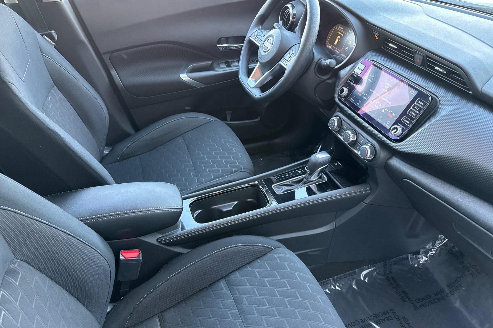 Used 2023 Nissan Kicks SV image 17