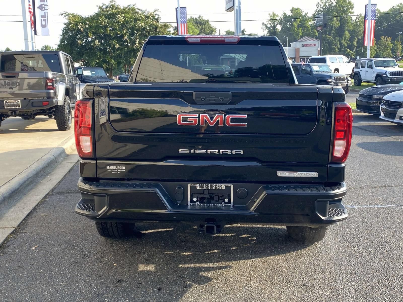 Used 2024 GMC Sierra 1500 Elevation AWD/4WD image 6