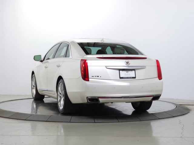 Used 2014 Cadillac XTS Premium AWD/4WD image 3