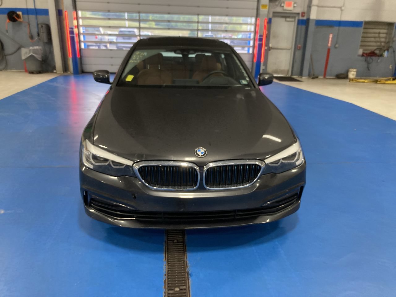 Used 2019 BMW 530e xDrive w/ Convenience Package AWD/4WD video 2