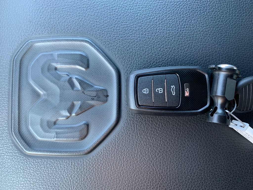 Used 2026 RAM 1500 Laramie w/ Night Edition AWD/4WD image 31