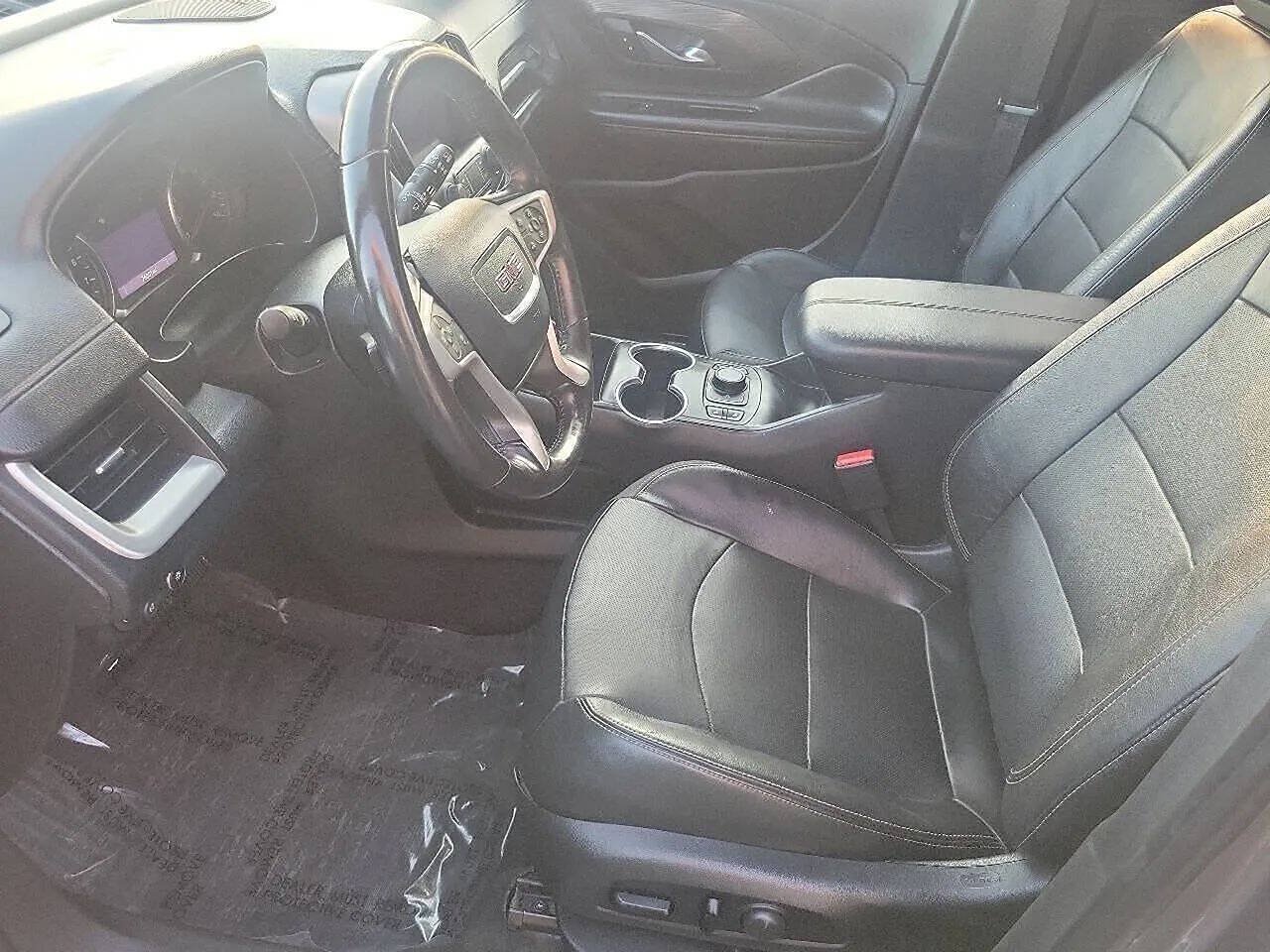 Used 2019 GMC Terrain SLT w/ Preferred Package FWD image 22