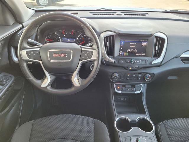Used 2024 GMC Terrain SLE image 7